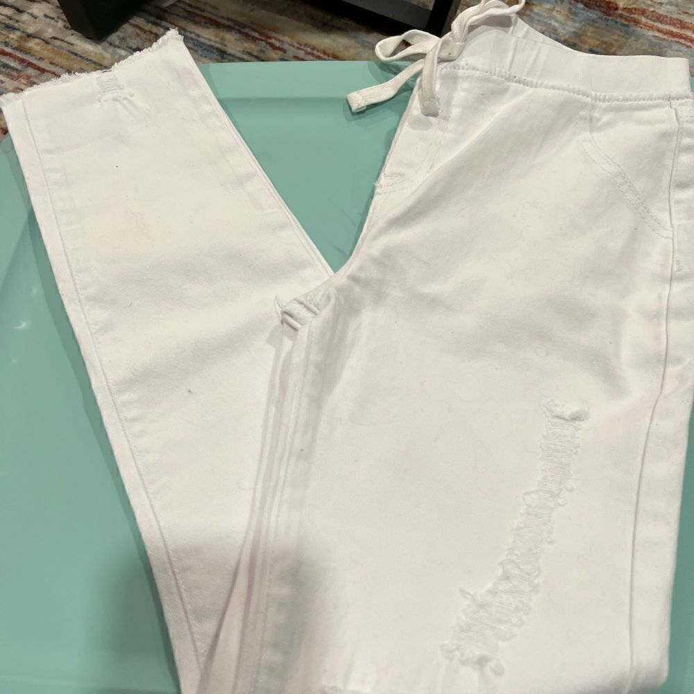 Girl’s stretch drawstring distressed pants - Picture 2 of 6
